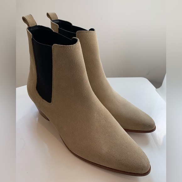 IRO Yvette tan suede Chelsea boots. Size 38 - Picture 4 of 8